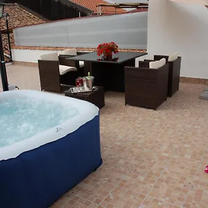 https://cecilias-home.sicilyhotelsitaly.net